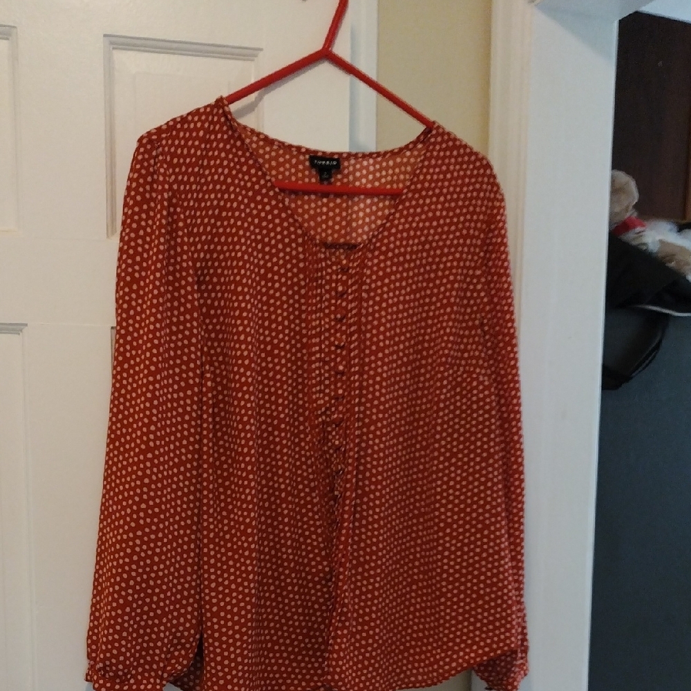 Torrid Orange Buttoned Blouse with Flowing Silhouette